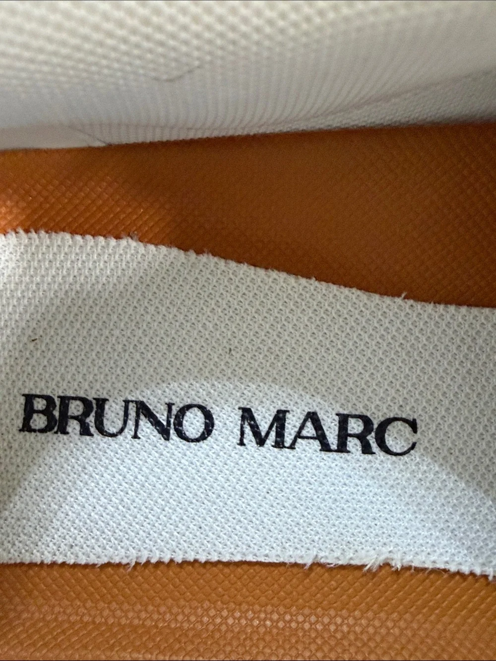Bruno Marc minimalist white
